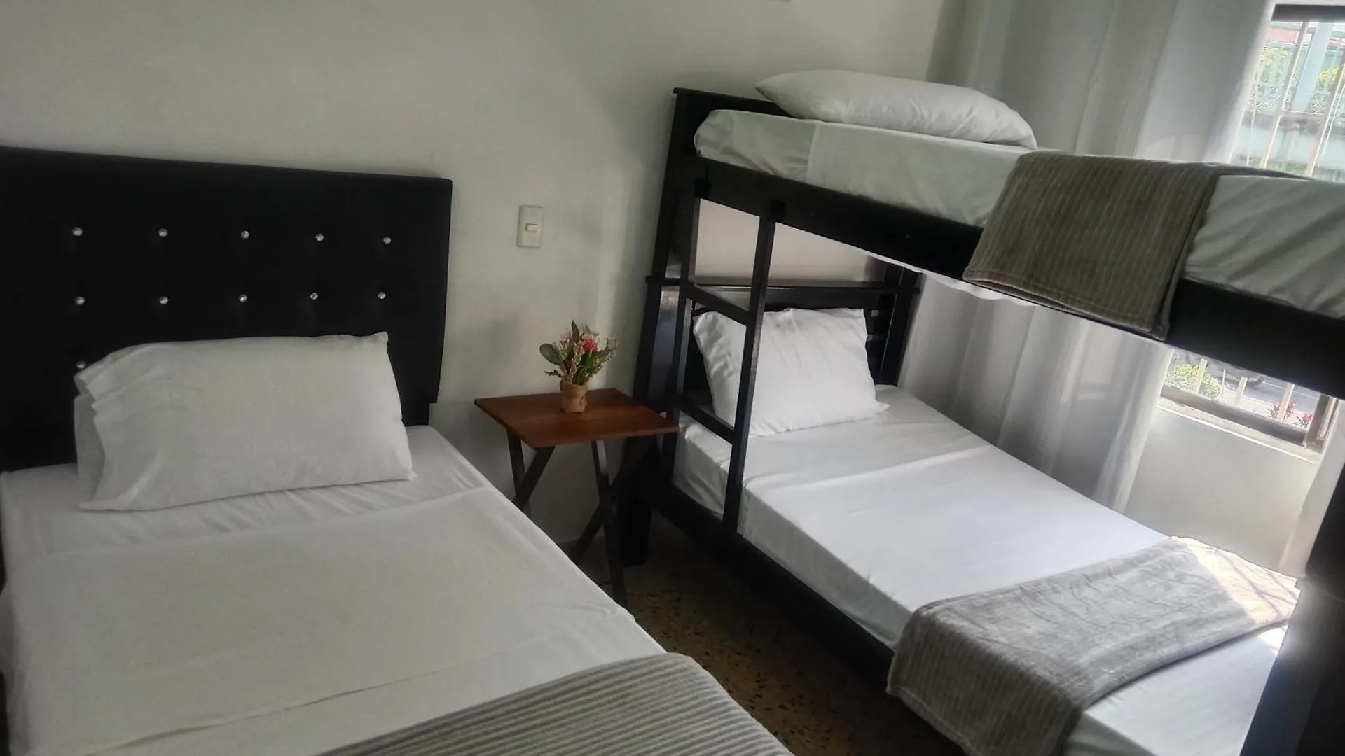 Apartment Casa Hotel Sweet Home Apto De 3 Habitaciones 201 Medellin