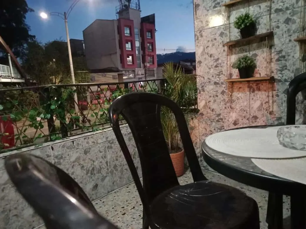 Casa Hotel Sweet Home Apto De 3 Habitaciones 201 Medellin